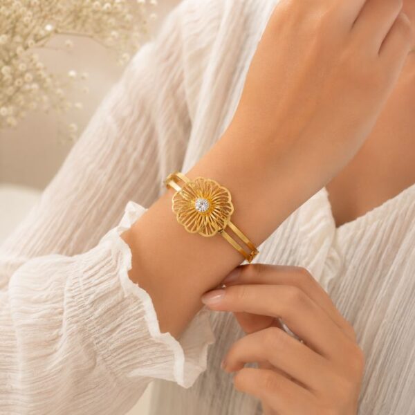 Bloom Crystal Flower Kada Bangle